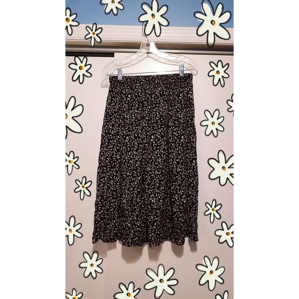 B&W Floral Skirt